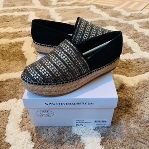 Steve Madden 6.5 like new slightly worn in box